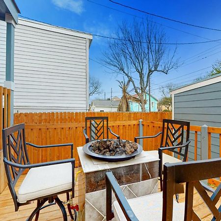 Fun In The Sun Villa Galveston Exterior photo